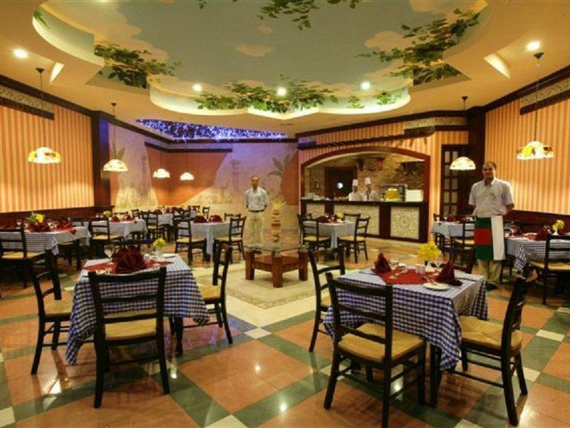 Ośrodek wypoczynkowy Rehana Royal - Aquapark & - Family & Couples Only - Premium Ultra 24h